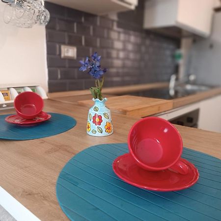 Metro 171 Loft Apartment Палермо Екстериор снимка
