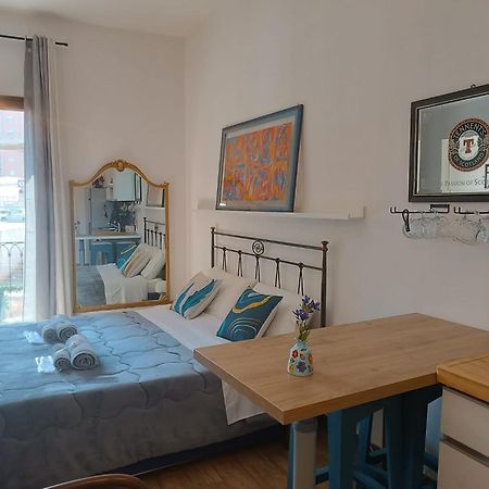 Metro 171 Loft Apartment Палермо Екстериор снимка